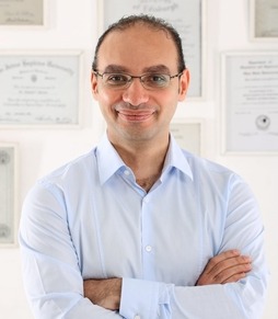 الدكتور أحمد أبو السرور