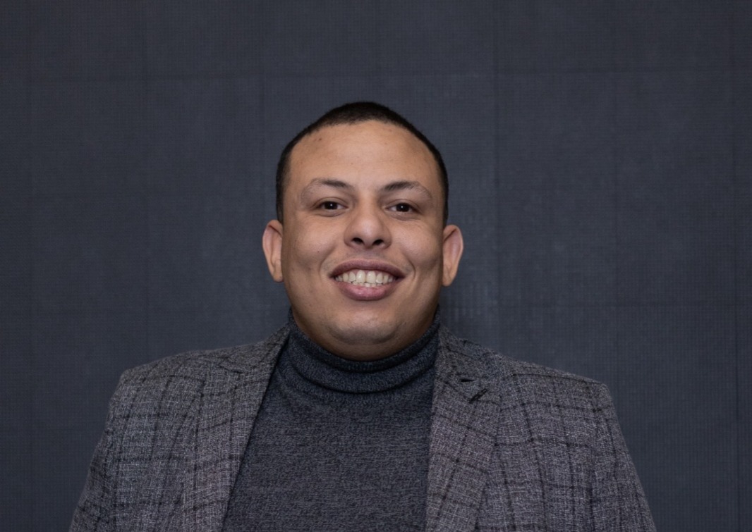 المهندس مؤمن أشرف الخبير الدولي هاكرز العصر الرقمي لا يرحمون وموجة جديدة من الهجمات تستهدف الأفراد والمؤسسات