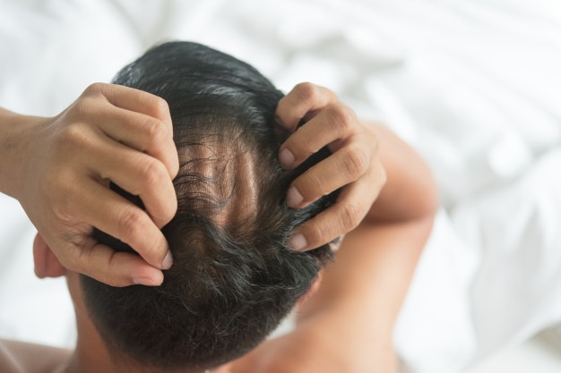 احجزي جلسة زراعة الشعر لاستعادة كثافة شعرك ومظهرك الطبيعي